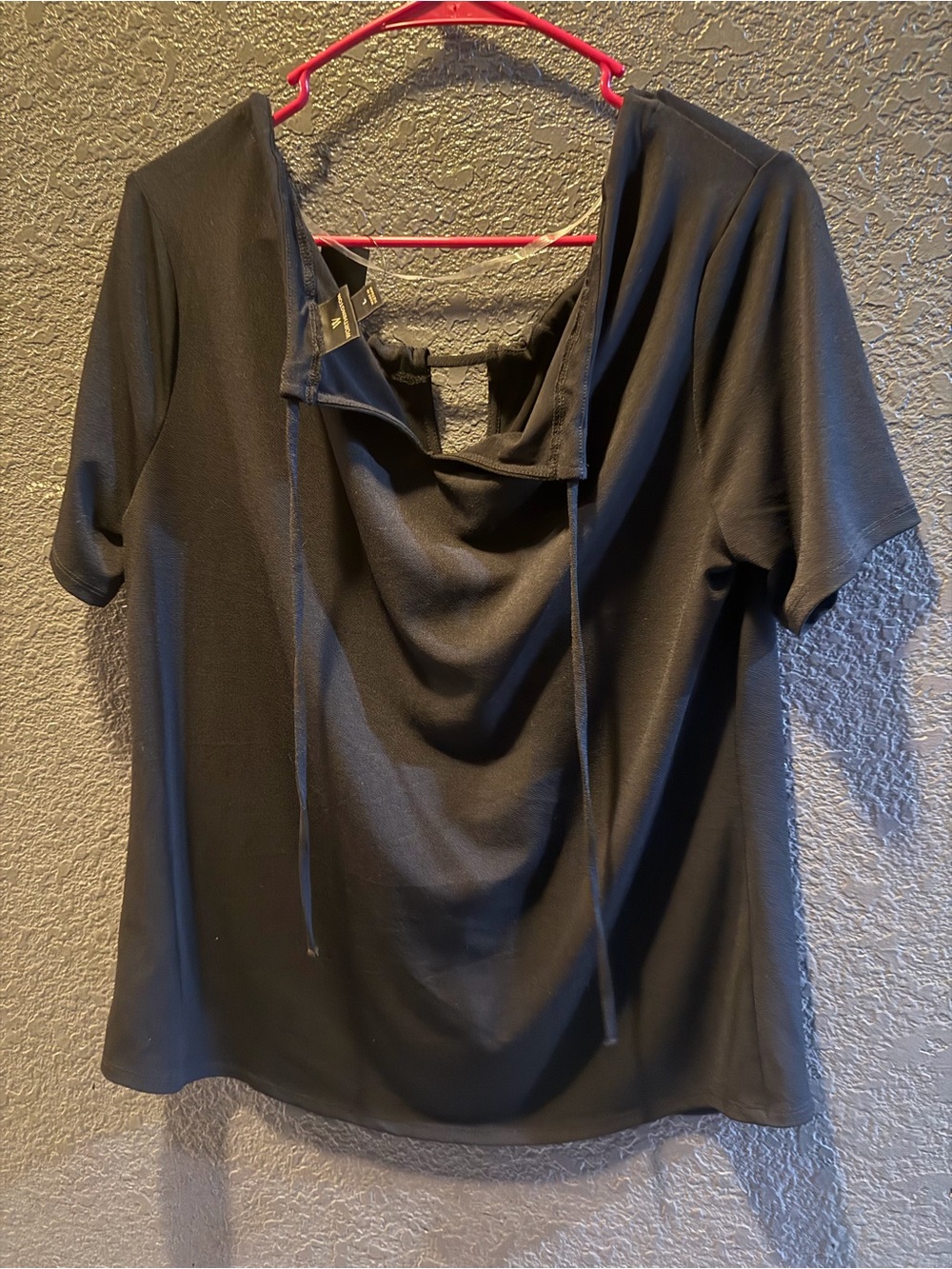 Worthington Black Cowl Neck Short Sleeve Top
